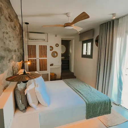 Venue - Folegandros * Ano Meria