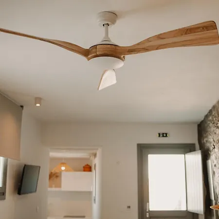 Venue - Folegandros