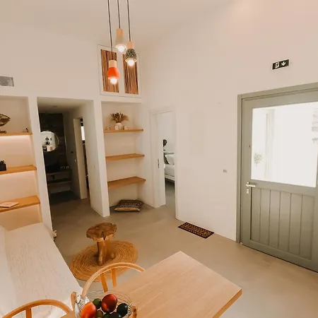 Venue - Folegandros *