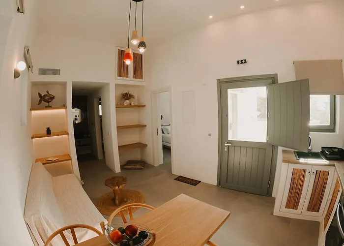 Venue - Folegandros * Áno Meriá